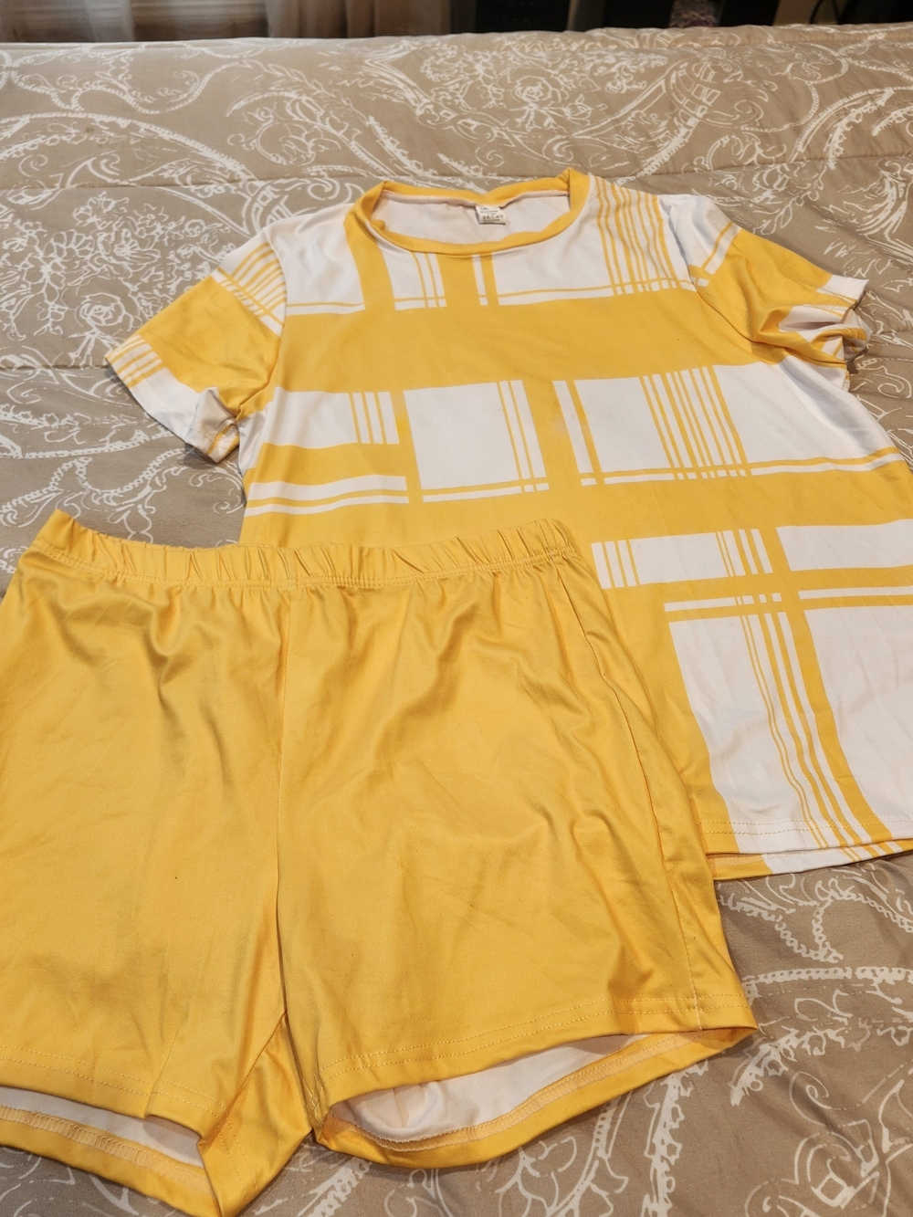Women’s Yellow Plaid Short Set